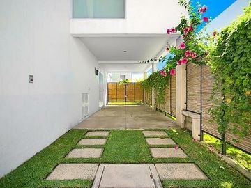 Venta casa 3 recámaras, 153 m2, alberca, Xochitepec, Mor. al sur de Cuernavaca