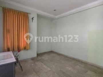 Dijual Cepat di Rumah Tomang Jakarta Barat