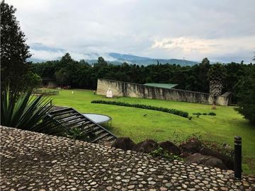JARDÍN PARA EVENTOS SOCIALES