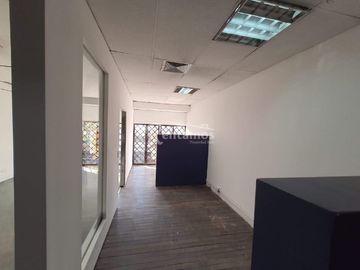 bodega en arriendo en candelaria. Cod A777253