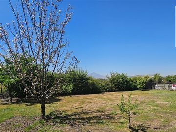 VENTA MODERNA LUMINOSA CASA EN COND. CHICUREO LOS INGLESES