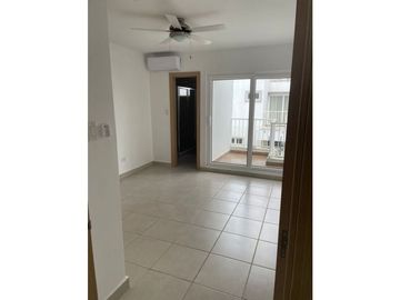 SE VENDE HERMOSA CASA EN PH VICTORIA CON 2 NIVELES