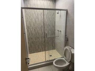 SE VENDE HERMOSA CASA EN PH VICTORIA CON 2 NIVELES