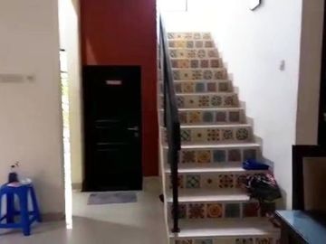 SEWA Rumah di Pejaten dalam cluster 2lantai security 24 jam