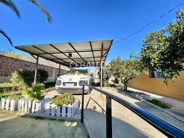 Casa en venta de 5 dorm. en Limache