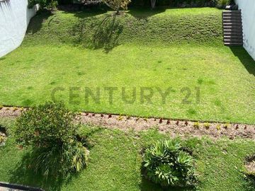 SE VENDE CASA INDEPENDIENTE 720 MTRS SECTOR CUMBAYA l