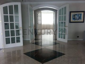 SE VENDE CASA INDEPENDIENTE 720 MTRS SECTOR CUMBAYA l