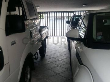 SE VENDE CASA INDEPENDIENTE 720 MTRS SECTOR CUMBAYA l