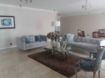SE VENDE CASA INDEPENDIENTE 720 MTRS SECTOR CUMBAYA l