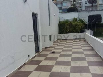 SE VENDE CASA INDEPENDIENTE 720 MTRS SECTOR CUMBAYA l