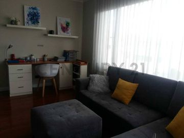 SE VENDE CASA INDEPENDIENTE 720 MTRS SECTOR CUMBAYA l