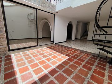apartamento en arriendo en escobero. Cod A9433942