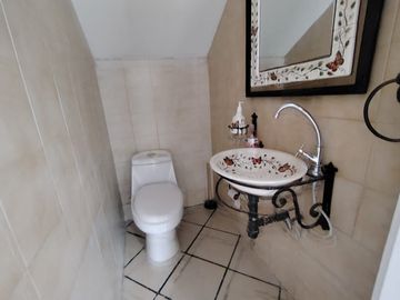 apartamento en arriendo en escobero. Cod A9433942