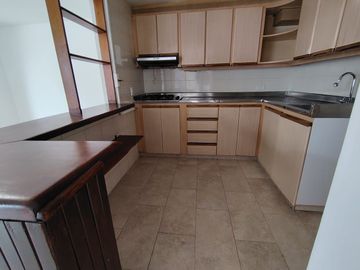 apartamento en arriendo en escobero. Cod A9433942
