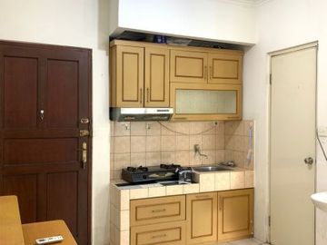 Disewakan Apartemen Mediterania Garden Residences 1, 1BR Semi Furnish
