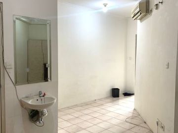 Disewakan Apartemen Mediterania Garden Residences 1, 1BR Semi Furnish