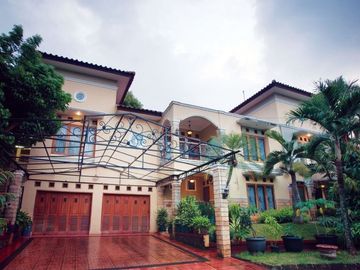 Rumah Bintaro Nyaman dan Strategis SemiFurnished Mewah