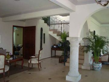Casa en venta en Club de Golf Hacienda San Gaspar, Jiutepec, Morelos.  Casas y bienes raíces en venta al sureste de Cuernavaca, Morelos.