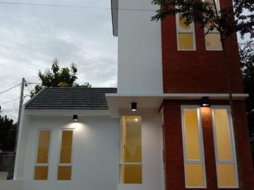 Rumah syariah SIAP HUNI lokasi strategis premium di cibinong