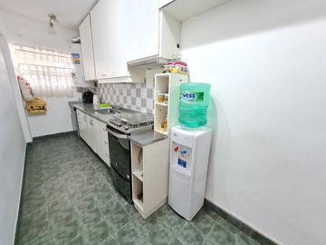 VENTA DEPARTAMENTO 3 AMBIENTES CON ESPECTACULAR TERRAZA PROPIA Y COCHERA EN RAMOS MEJIA