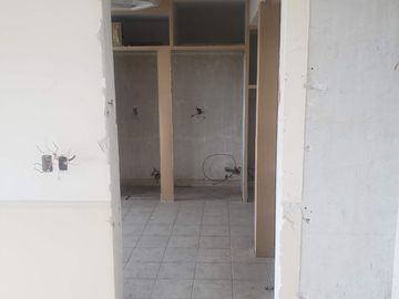 Sierra Vertientes, obra gris, enormes espacios