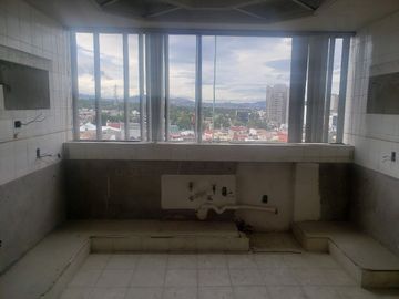 Sierra Vertientes, obra gris, enormes espacios