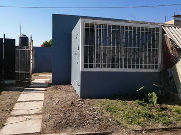 BONITA CASA EN FRACCIONAMIENTO SILOS