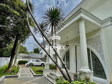 For Sale – Luxury House Kartika Utama, Pondok Indah