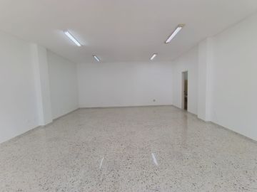 local en arriendo en capri. Cod A112360