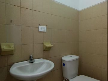 local en arriendo en capri. Cod A112360