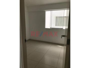 Venta  Depa + Cochera En Jr Tambo Real - Chorrillos