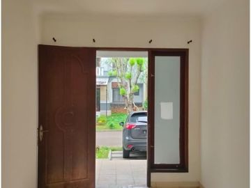 BSD THE GREEN CLUSTER BANYAN RUMAH SIAP HUNI JUAL MURAH BU