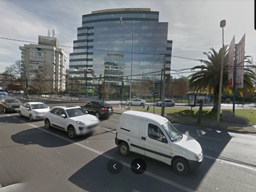 Oficina en arriendo en Vitacura