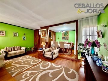 Casa en venta de 4 dorm. en Villa Alemana