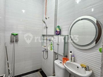 Rumah Furnished Hoek Icon BSD