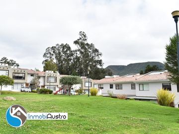 Challuabamba, Venta de Casa en Prestigiosa Urbanización