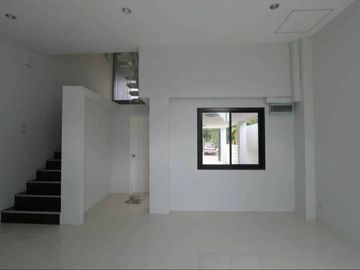 3 Bedroom House for sale in Chang Khlan, Chiang Mai