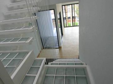 3 Bedroom House for sale in Chang Khlan, Chiang Mai