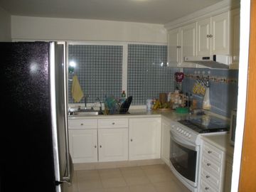 DEPARTAMENTO EN FRACCIONAMIENTO ARBOLADO, EN VENTA