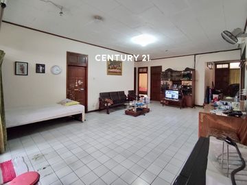 Prime Location Margonda Raya Rumah Luas 880m Cocok Untuk Usaha