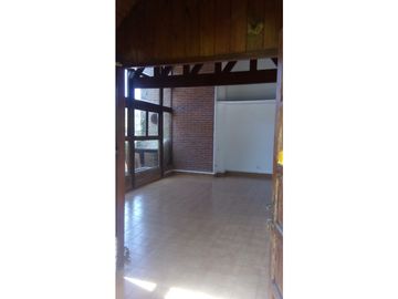 CASA CON LOTE MULTIFAMILIAR / DEL TRIDENTE AL 1700