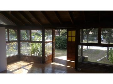 CASA CON LOTE MULTIFAMILIAR / DEL TRIDENTE AL 1700