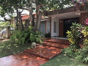 casa en venta en riomar. Cod V104065