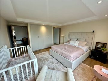Venta de apartamento en la Cresta, Ph Alcazar