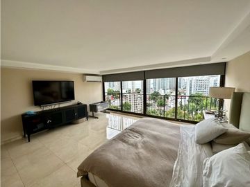 Venta de apartamento en la Cresta, Ph Alcazar