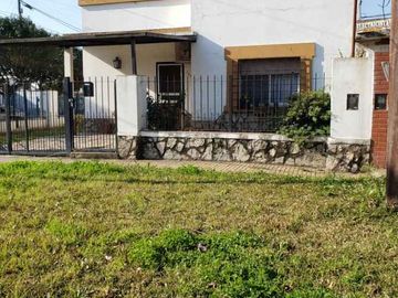Casa para 2 Familias en venta en Longchamps