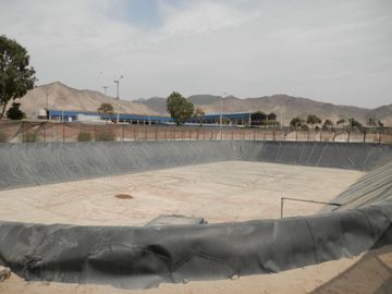 Terreno En Zona I-4/ Bastante Agua Con Licencia