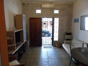 AGRONOMÍA- PH al fte. 3 AMB CON TERRAZA- EXCELENTE ESTADO VENTA POR VIAJE
