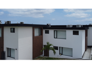 Exclusiva Casa de Playa, Amoblado. Urbanización Ciudad del Mar