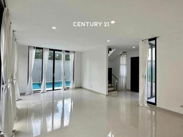 Dijual Rumah Brand New Colonial Modern Ada Swimming Pool
